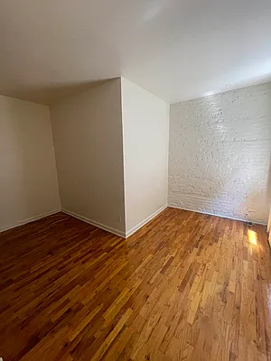 Rented by Best Apartments North Inc | media 4