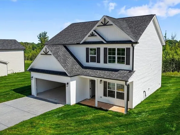 1909 Dockery Rd, Reidsville, NC 27320