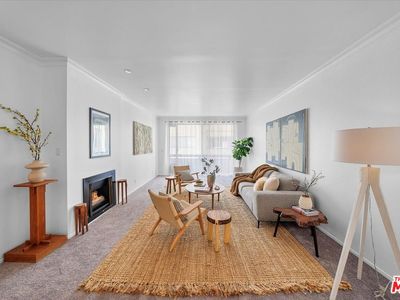 1509 Greenfield Ave APT 205, Los Angeles, CA, 90025