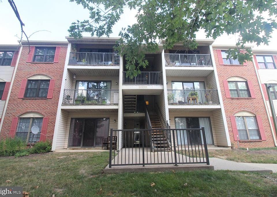 1st image of 6 Rickard Ct