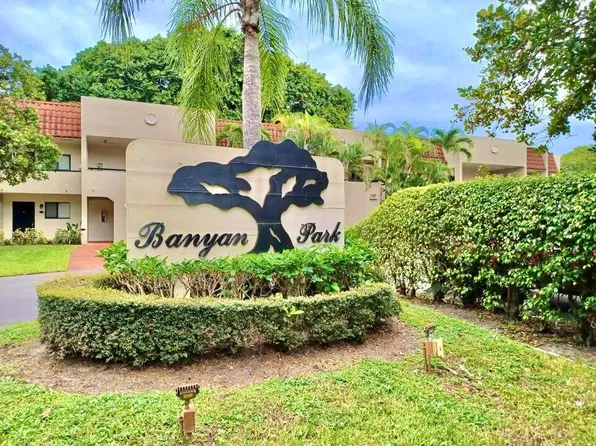 150 NW 70th St, Boca Raton, FL