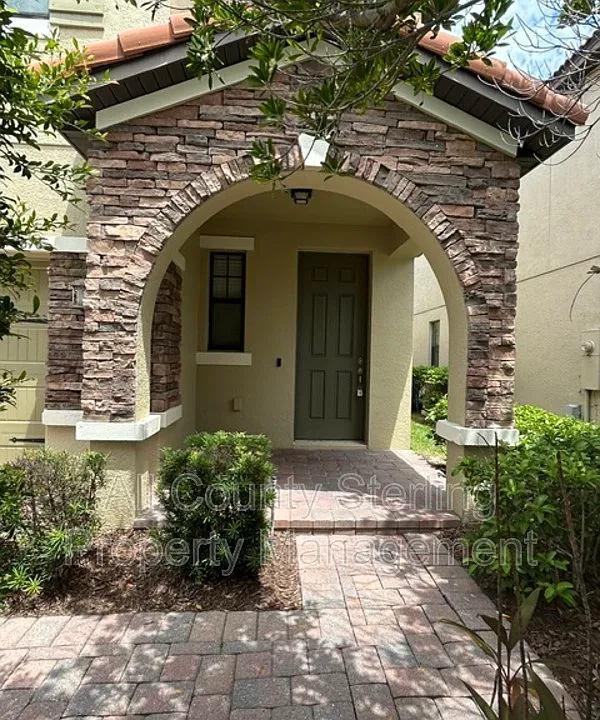 1876 Leather Fern Dr