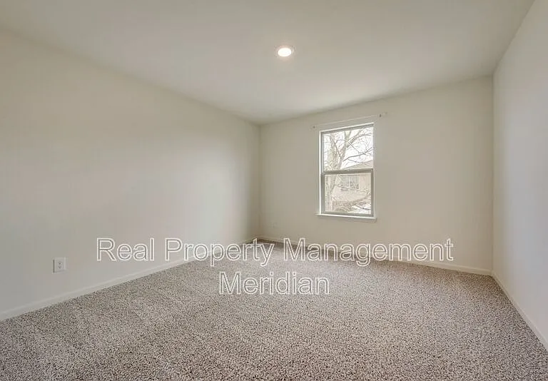 8408 Buck Mountain Pass — Photo 16