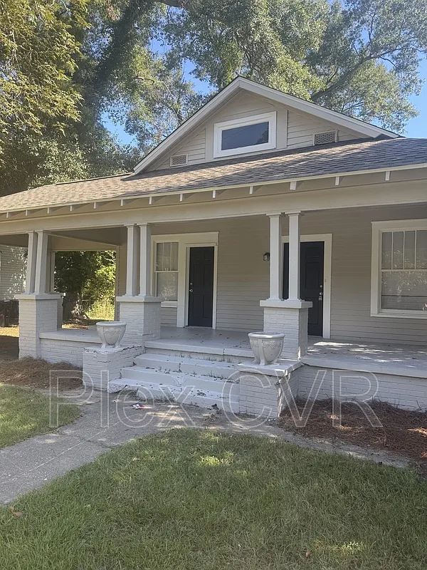 3 bed, 2.0 bath, 1313 sqft, $1,200 — Photo 1