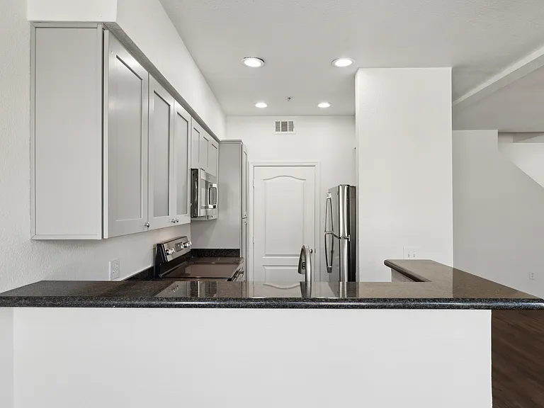 4343 N 21st St #226 — Photo 10