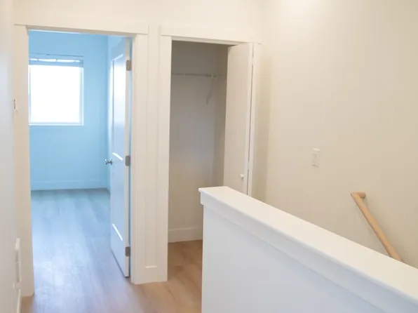 Welcome to Sun Drive Townhomes!, 737 SE Sun Dr, Madras, OR 97741