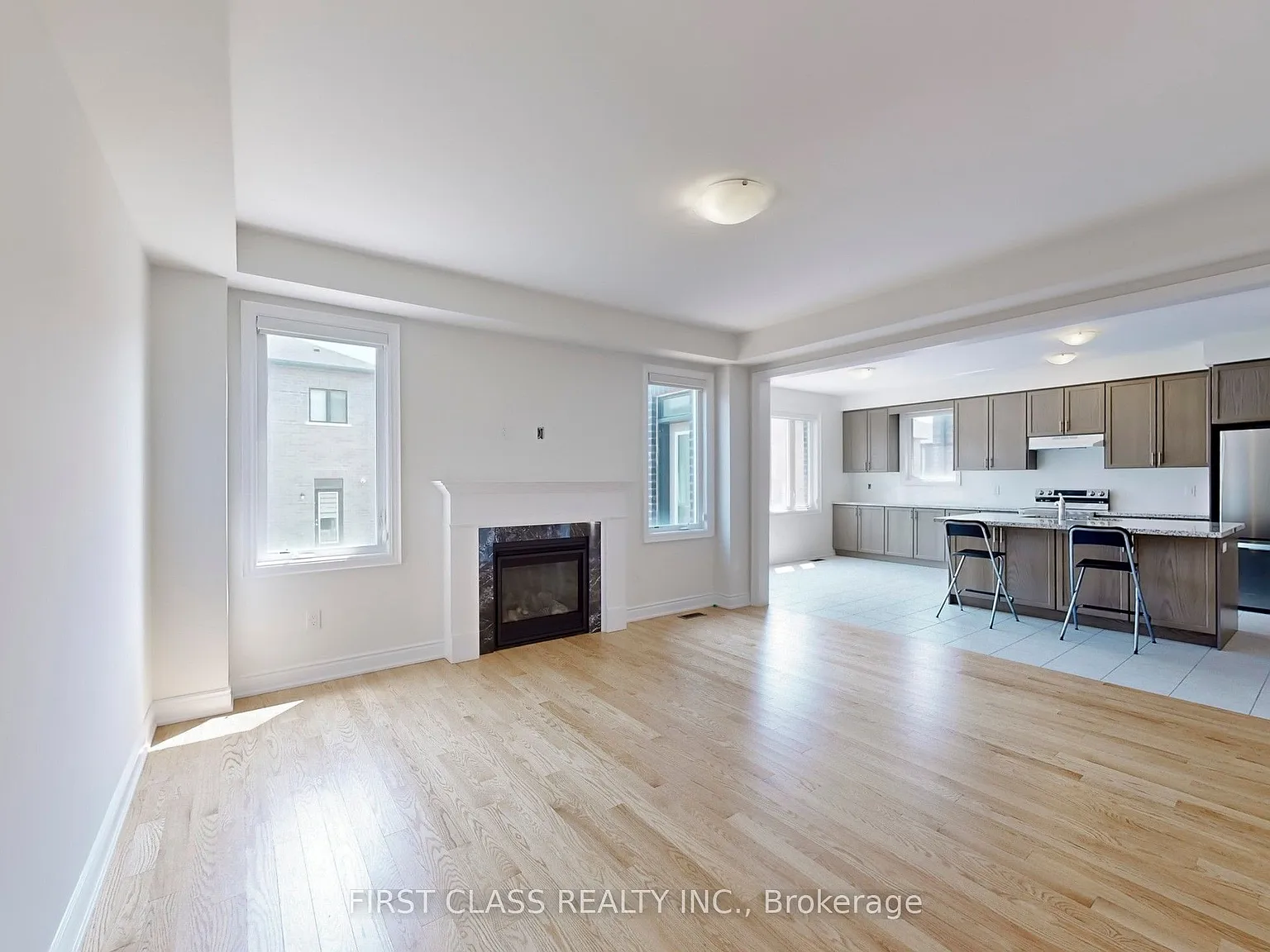 4 bed, $4,500 — Photo 3