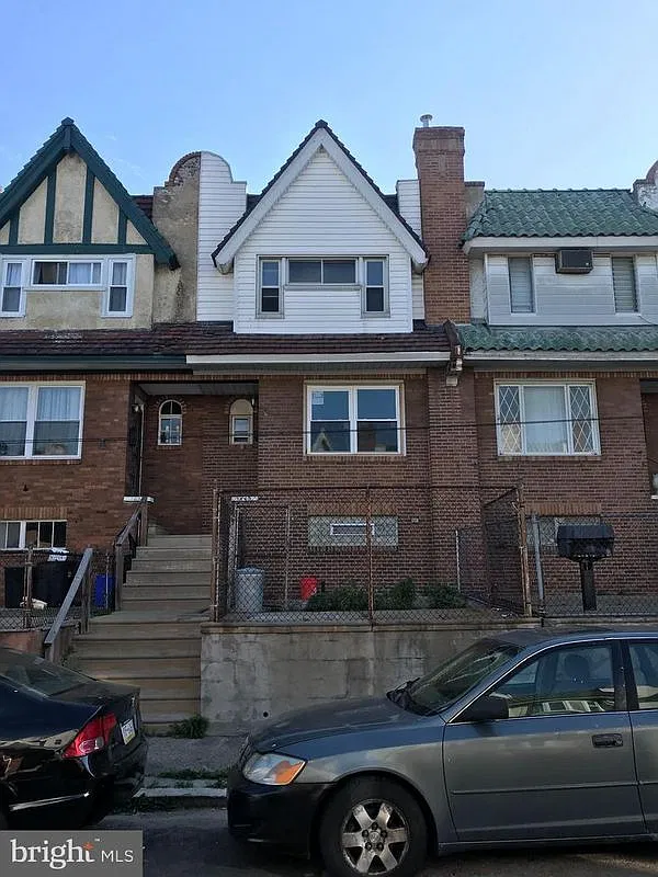 3 bed, 1.0 bath, 970 sqft, $1,500 — Photo 1