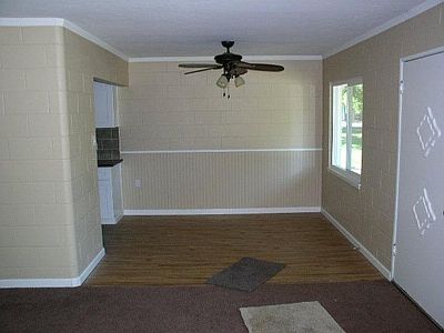 3rd image of 731 N Crescent Ave