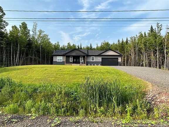 3rd image of 12 Barbara Dr