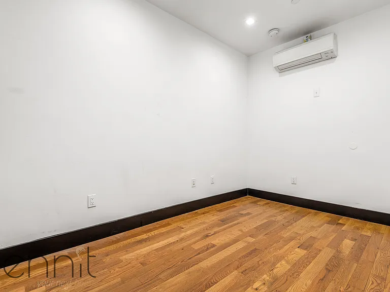 562 Park Pl #2B — Photo 28