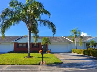 1454 Palm Woode Dr, Fort Myers, FL 33919