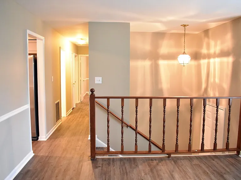 5405 Lee White Ln — Photo 4