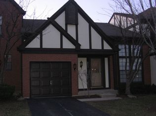 4568 Topaz Dr, Hoffman Estates, IL 60192