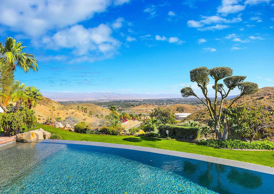 1st image of 14 Santa Rosa Mountain Ln