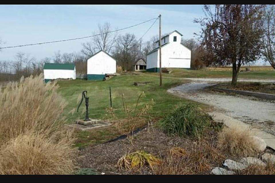 1st image of 4158 W Old Brownsville Rd