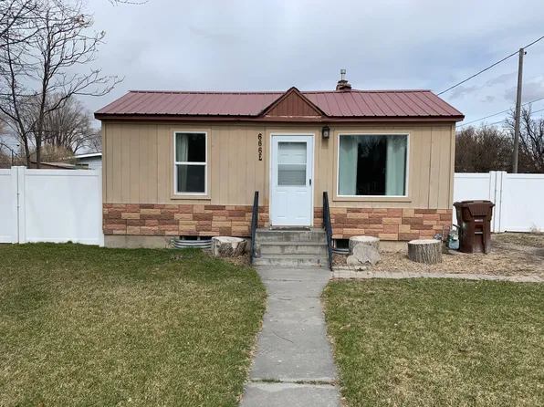 666 E 810 N, Basalt, ID 83218
