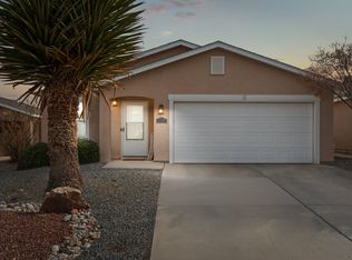 3724 Rancher Loop NE, Rio Rancho, NM 87144