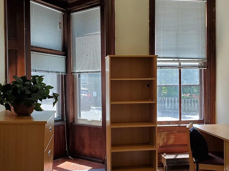 705 E Buffalo St — Photo 26