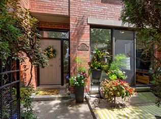 3015 N Greenview Ave #H, Chicago, IL 60657
