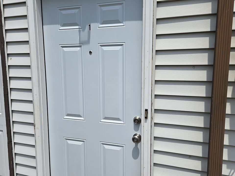1st image of 139 Church St