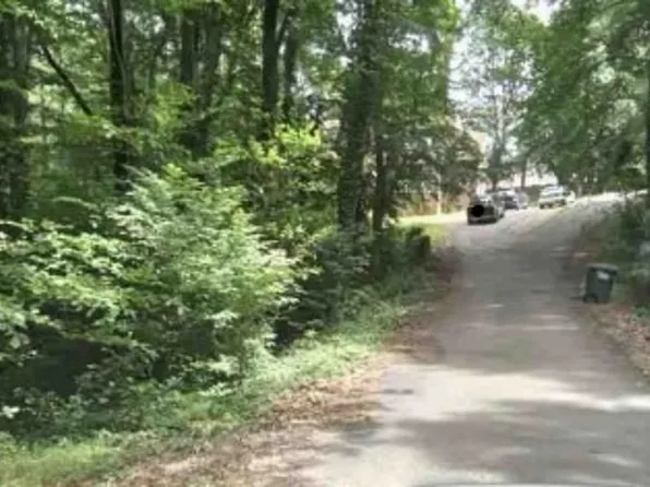 4601 Hopkins Rd, North Chesterfield, VA 23234