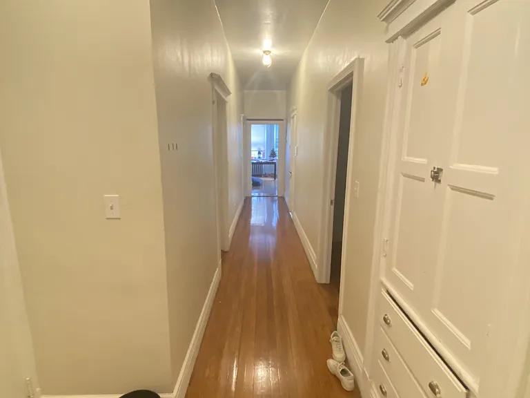 23 Euston St #2 — Photo 3