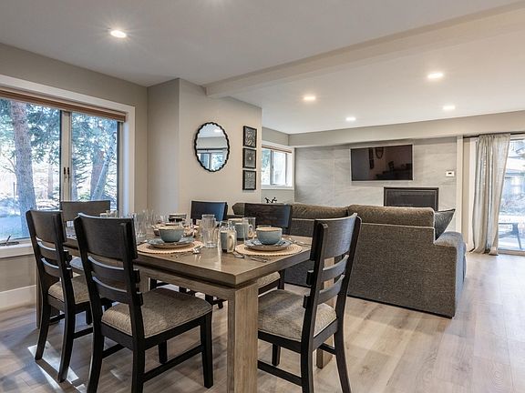 4th image of 559 Club Dr APT 559