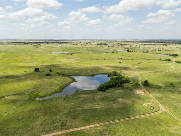 E Gore Blvd, Lawton, OK 73501