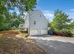 21 Burnside Ln, Merrimac, MA 01860