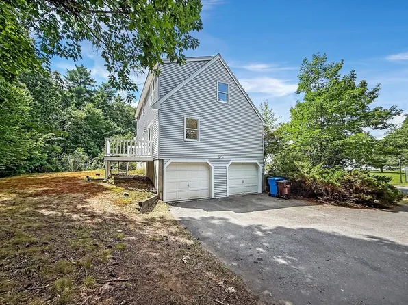 21 Burnside Ln, Merrimac, MA 01860