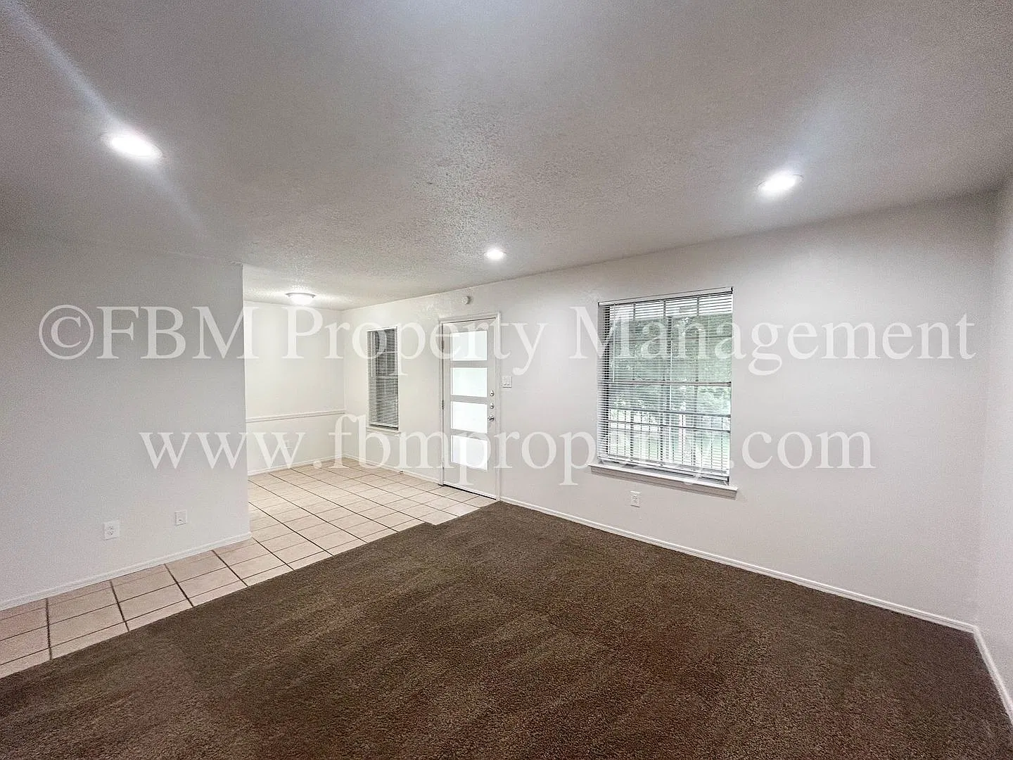 1401 N Clay St, Unit G - 2 Bedroom, 1 Bathroom Apartment Home in Ennis, TX! — Photo 4