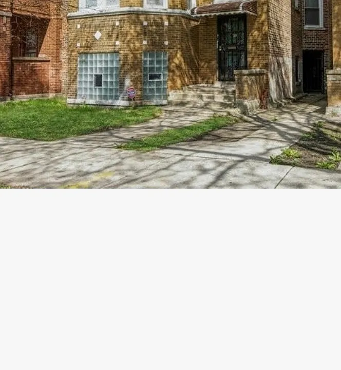 8035 S Marquette Ave #3
