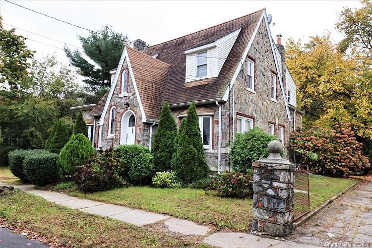 1st image of 708 Sedgewick Ave