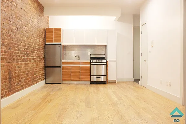 Rented by EXR | media 1