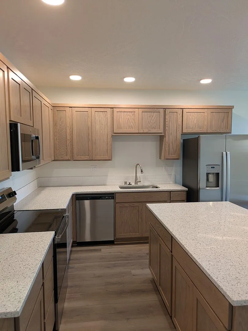 Brand New Townhome! — Photo 2
