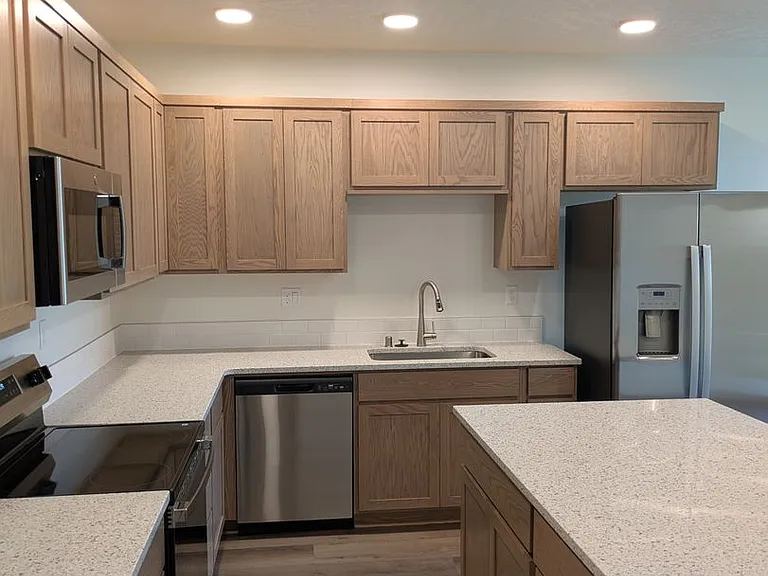 6352 W 36th Pl — Photo 2