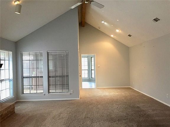 4th image of 7119 Fuller Cir