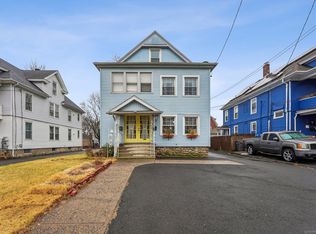 20 Center St, Bristol, CT 06010