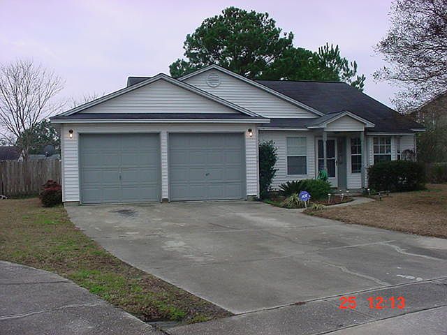 2nd image of 119 Persimmon Cir