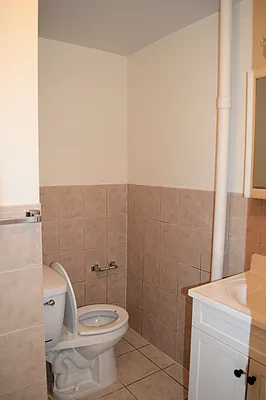 Rented by OvCo Realty | media 10