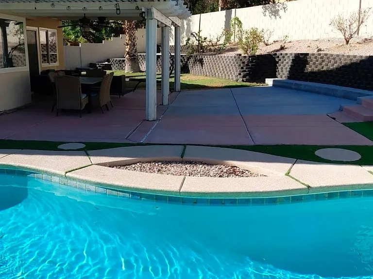 7824 Emerald Harbor Ct — Photo 37