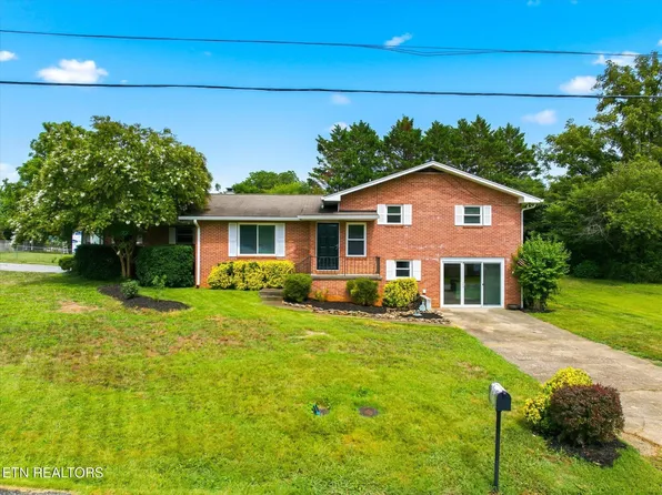303 Scott St, Athens, TN 37303