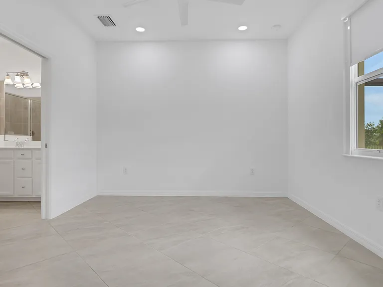 1644 Alameda Dr — Photo 17