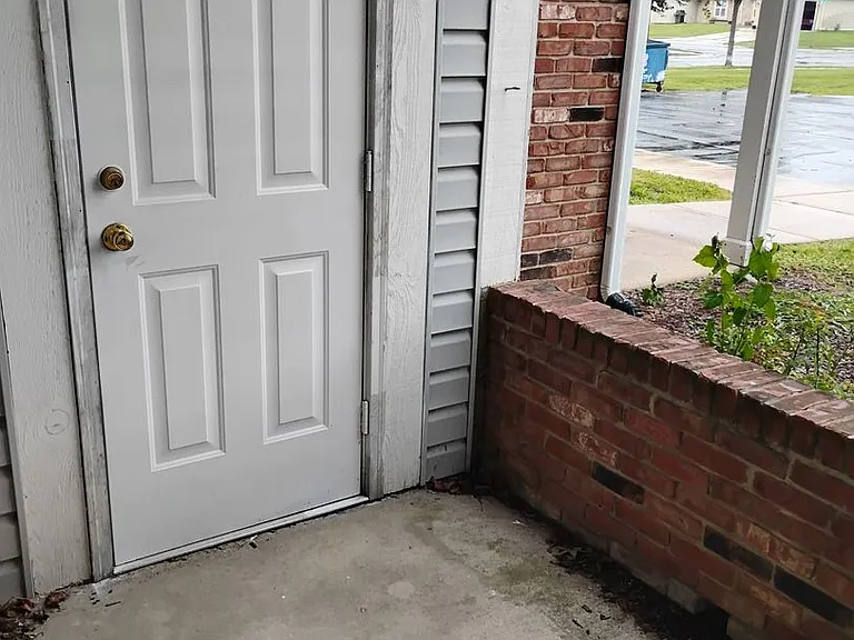 120 Bridgewater Ct — Photo 4