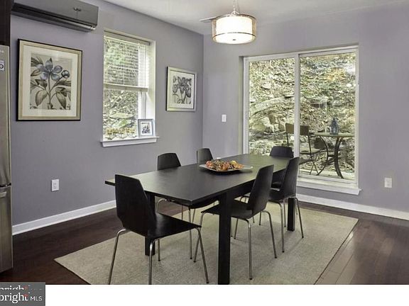 4th image of 255 Lyceum Ave