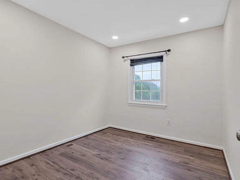 1675 Ridgely Ct #182 — Photo 39