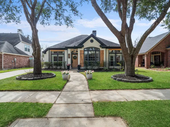 2718 Five Oaks Dr, Missouri City, TX 77459