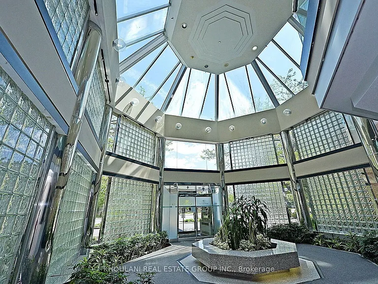 335 Webb Dr #2006 — Photo 4