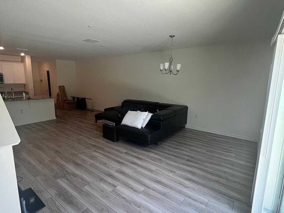 2nd image of 2286 Carrabelle Way